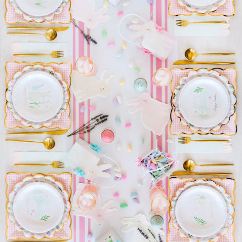 Pink Gingham Scalloped Paper Plates | 9 Inch | Package 8